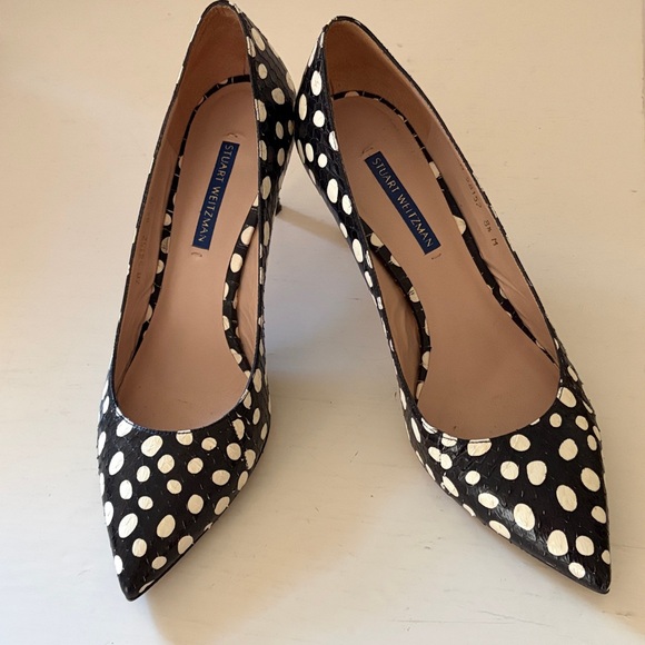 Stuart Weitzman Shoes - Stuart Weitzman leather pumps